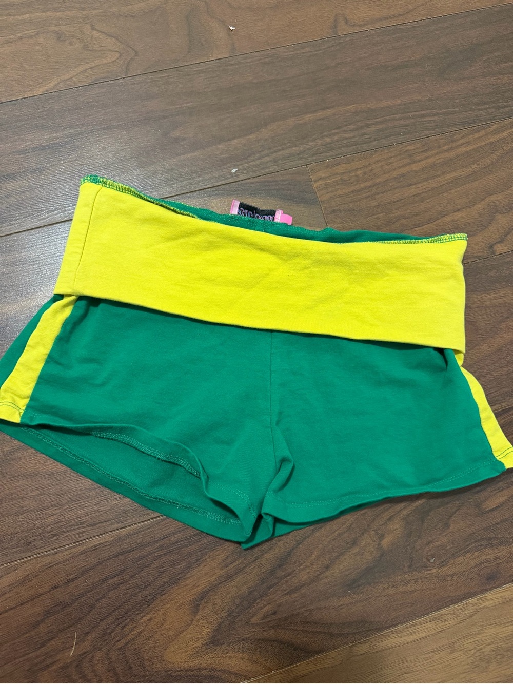 Edikted Brasil fold over shorts - size xs